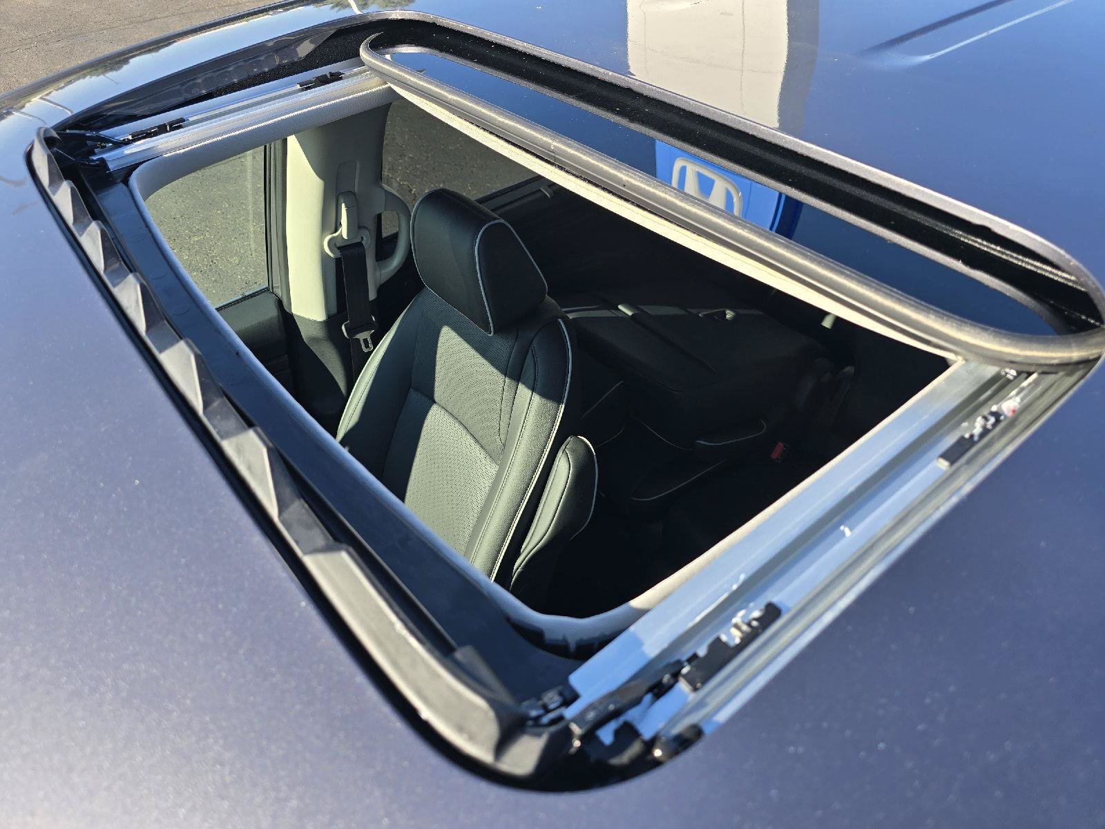 New 2027 Honda Odyssey Elite image 17
