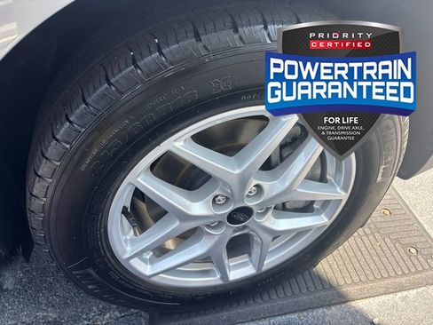 Used 2024 Ford Edge SEL AWD/4WD image 12