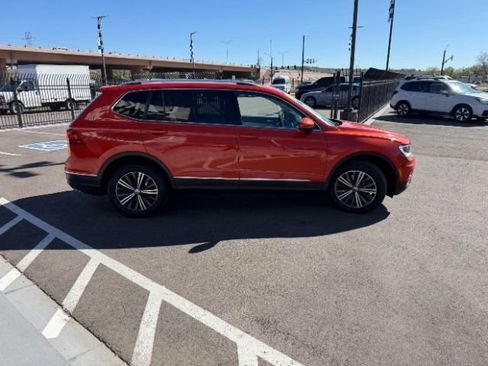 Used 2018 Volkswagen Tiguan SEL image 27