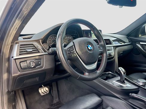 Used 2017 BMW 330i Sedan image 10