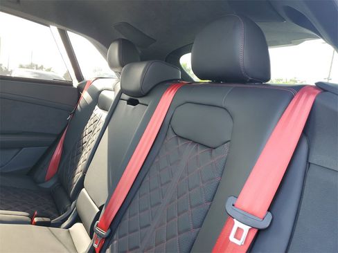 New 2026 Audi SQ8 Prestige image 27