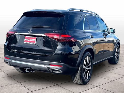 Used 2024 Mercedes-Benz GLE 450 4MATIC w/ Driver Assistance Package image 9