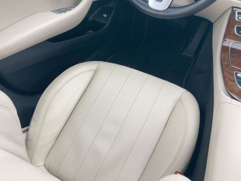 Used 2020 Mercedes-Benz E 350 Sedan w/ Premium Package image 30