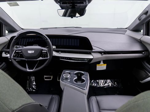 New 2026 Cadillac Optiq Sport 1 AWD/4WD image 9