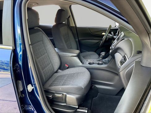 Used 2022 Chevrolet Equinox LT FWD image 28