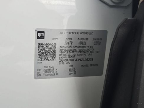 Used 2022 GMC Acadia SLE w/ LPO, Floor Liner Package FWD image 31