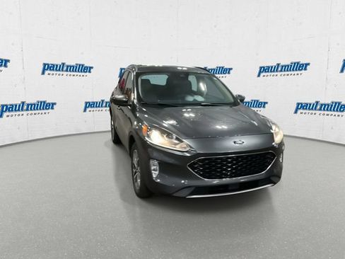 Used 2020 Ford Escape SEL AWD/4WD image 3