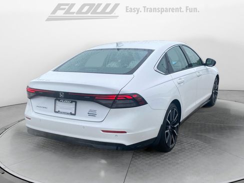Used 2026 Honda Accord Touring image 9