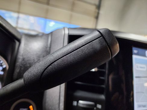 Used 2024 RAM 3500 Tradesman w/ Towing Technology Group AWD/4WD image 39