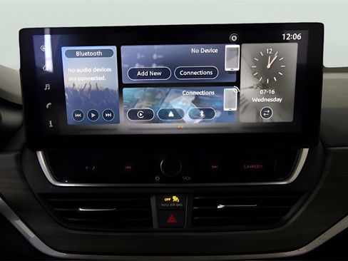 Used 2025 Nissan Altima 2.5 SV w/ SV Special Edition Package image 18