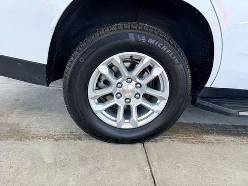 Used 2025 Chevrolet Tahoe LT AWD/4WD image 14