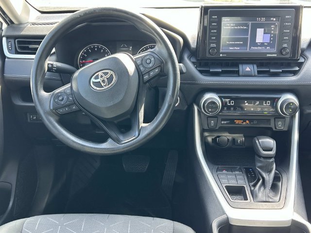 Used 2022 Toyota RAV4 XLE AWD/4WD image 23