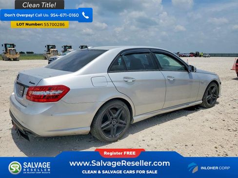 Used 2012 Mercedes-Benz E 550 4MATIC Sedan image 4