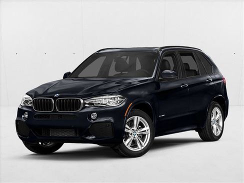 Used 2017 BMW X5 xDrive50i image 1