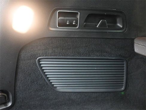 Used 2021 Mercedes-Benz GLS 450 4MATIC image 26