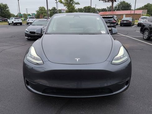 Used 2020 Tesla Model Y Long Range AWD/4WD image 2