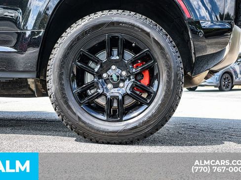 Used 2020 Land Rover Defender 110 X image 18