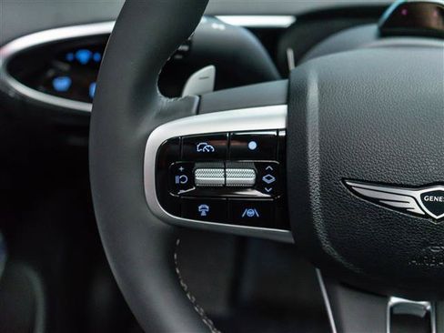 New 2026 Genesis GV70 2.5T Select AWD/4WD image 23