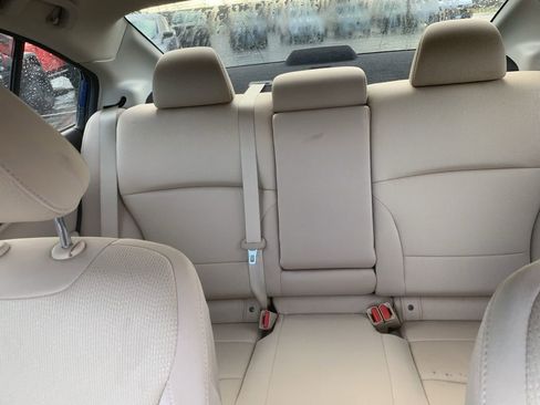 Used 2017 Subaru Legacy 2.5i Premium image 23