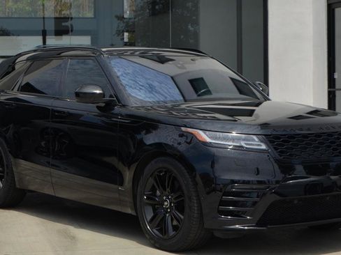 Used 2018 Land Rover Range Rover Velar R-Dynamic SE image 2