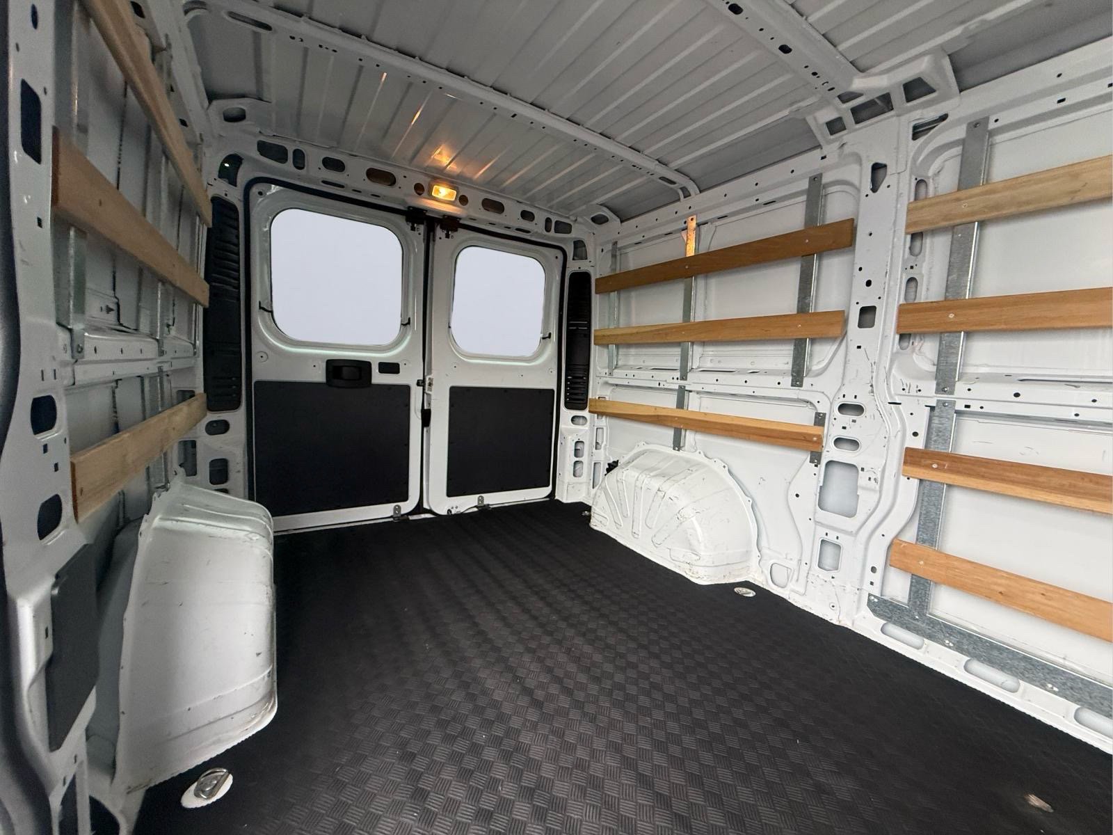 Used 2025 RAM ProMaster 2500 w/ U-Haul Equipment Group FWD image 14