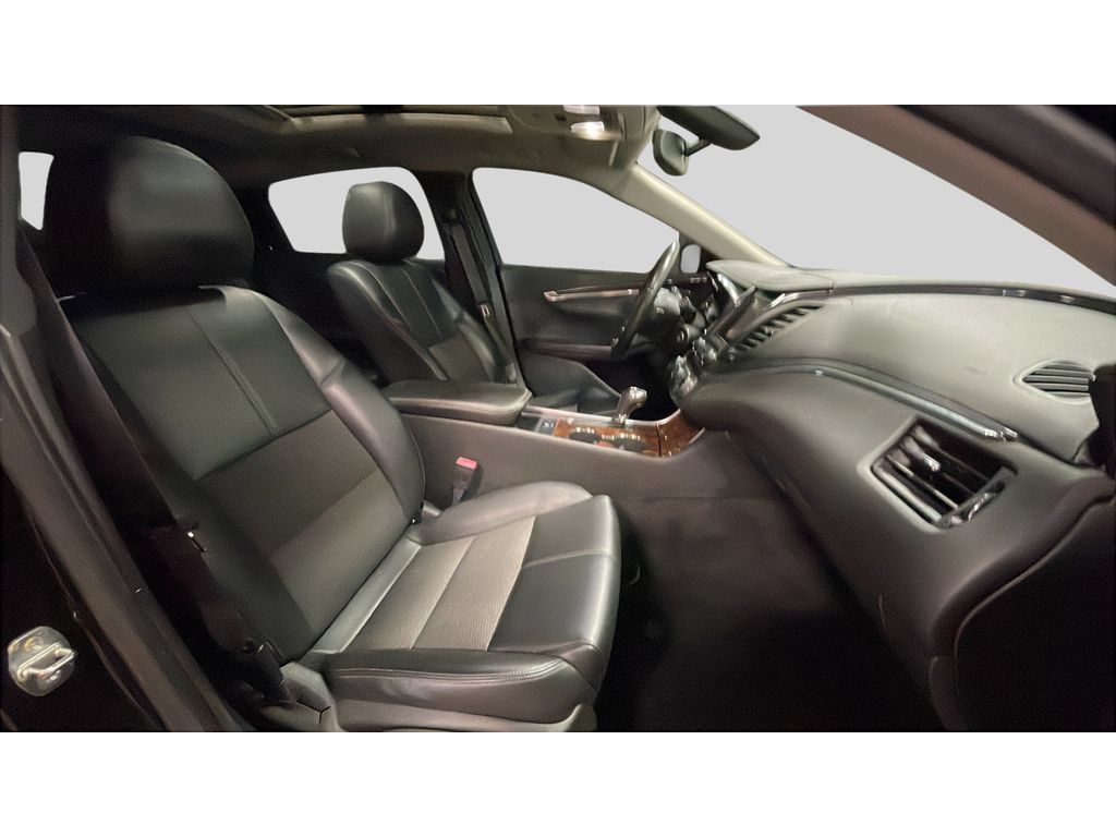 Used 2014 Chevrolet Impala LT w/ Convenience Package FWD image 18