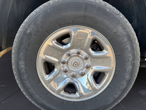 Used 2018 RAM 3500 Tradesman w/ Chrome Appearance Group image 14