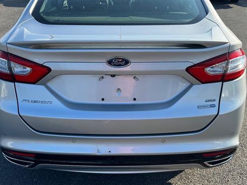 Used 2016 Ford Fusion SE AWD/4WD image 17