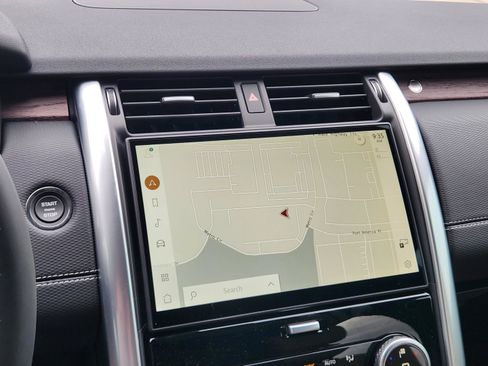 New 2026 Land Rover Discovery Dynamic SE AWD/4WD image 22