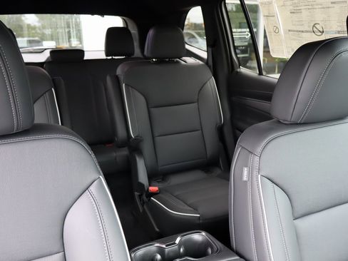 New 2025 Buick Enclave Preferred image 23