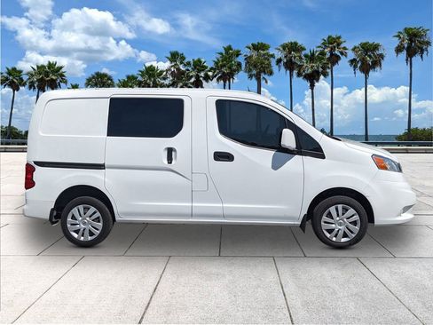 Used 2021 Nissan NV200 SV w/ Sliding Door Glass Package image 8