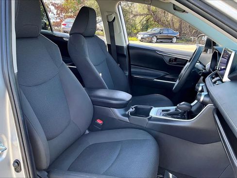 Certified 2024 Toyota RAV4 LE image 8