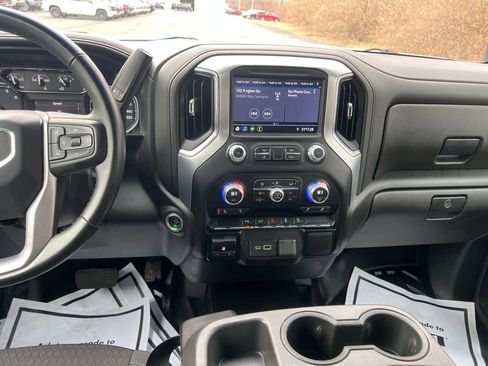 Used 2023 GMC Sierra 2500 SLE w/ SLE Value Package; image 20