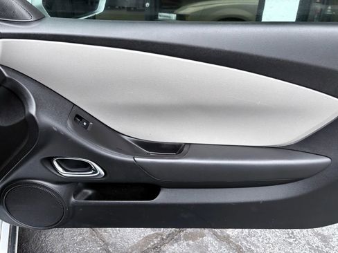 Used 2010 Chevrolet Camaro LS RWD image 14