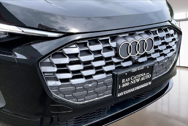Used 2025 Audi Q5 Premium w/ Convenience Package AWD/4WD image 33