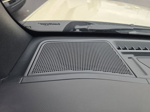 New 2025 Ford Bronco Badlands image 13