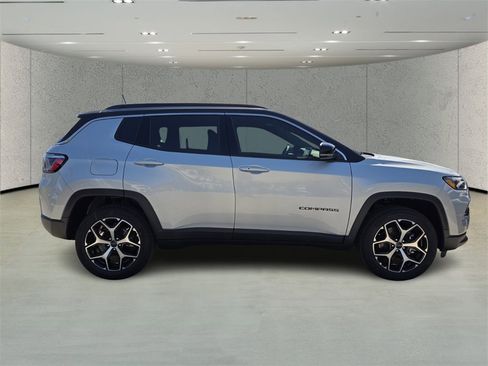 New 2026 Jeep Compass Limited image 2