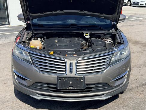 Used 2017 Lincoln MKC Premiere image 11