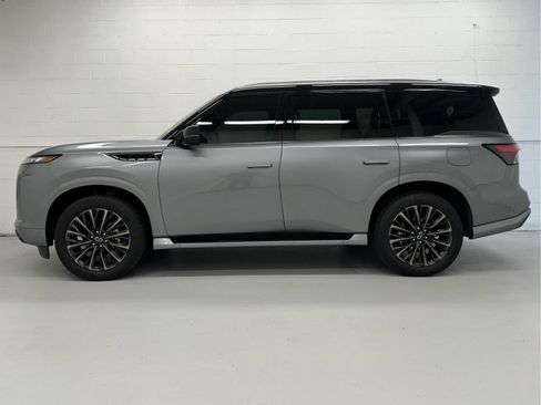 Used 2026 INFINITI QX80 Autograph w/ Premium Cargo Package AWD/4WD image 3