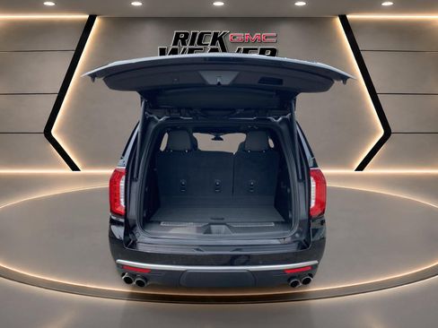 Used 2021 GMC Yukon Denali AWD/4WD image 19