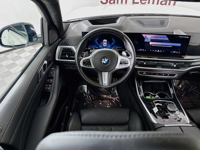 Used 2026 BMW X7 xDrive40i w/ M Sport Package AWD/4WD image 24