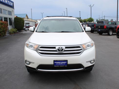 Used 2013 Toyota Highlander SE AWD/4WD image 10