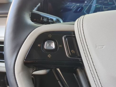 Used 2025 Lincoln Aviator Reserve w/ Luxury Package image 25