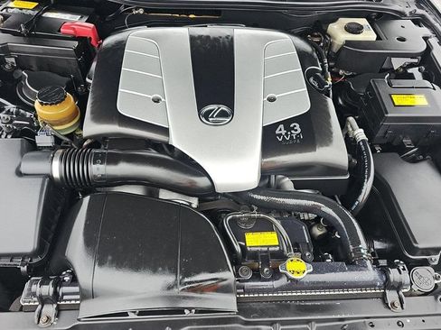 Used 2006 Lexus SC 430 Convertible RWD image 12