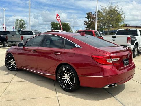 Used 2021 Honda Accord Touring image 4