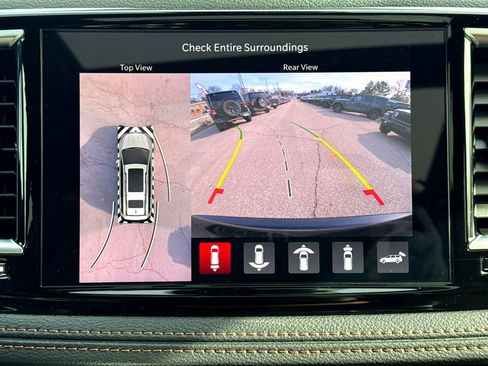 Used 2024 Chrysler Pacifica Pinnacle image 23