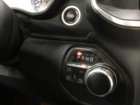 Used 2020 RAM 1500 Big Horn image 34