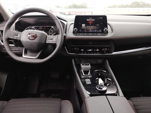 New 2026 Nissan Rogue SV AWD/4WD image 13