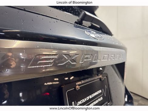 Used 2022 Ford Explorer Platinum w/ Equipment Group 601A image 22