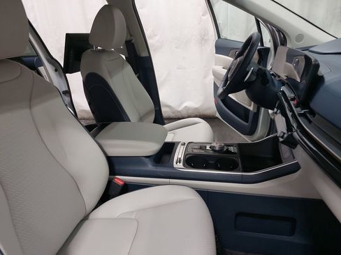 New 2026 Kia Carnival SX Prestige image 10